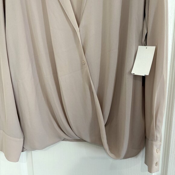 Chelsea28 Wrap Front Button Blouse Twist Hem Top Beige Size XL NEW - Picture 5 of 7